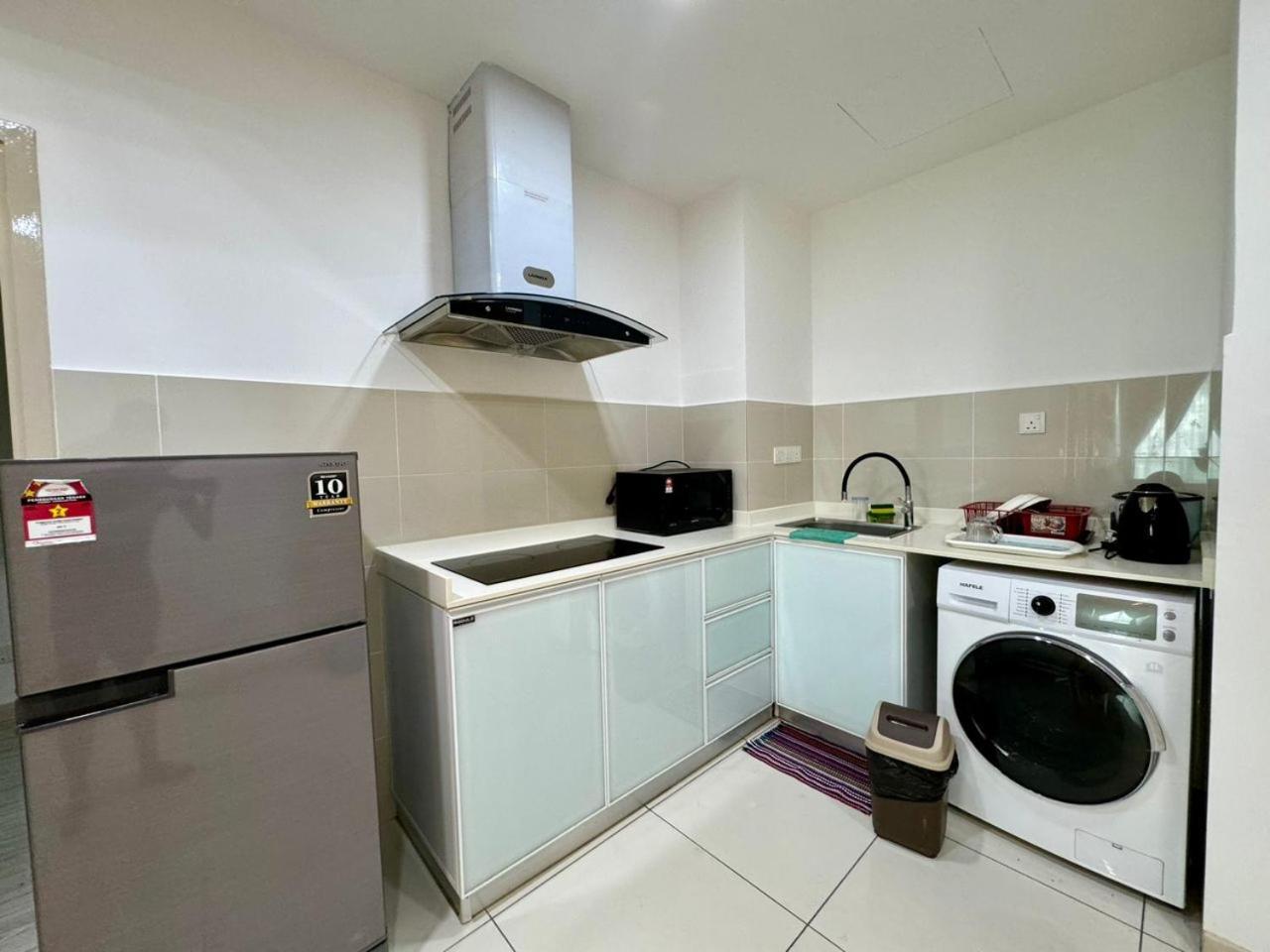 Sa Sutera Avenue Homestay Opposite Imago Kk Кота Кинабалу Екстериор снимка